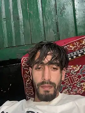 lyath3245 online show from April 18, 6:38 am