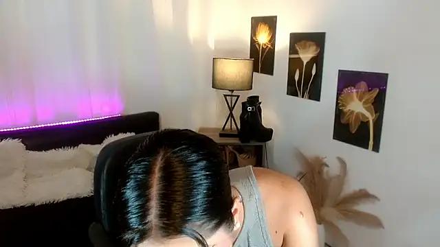 Sassy Suzuhime online show from March 23, 9:53 am