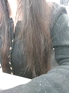 Snapshot of meomeocute chatting on November 17, 4:27 am meomeocute online show from November 17, 4:27 am