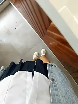 Snapshot of meomeocute chatting on October 15, 4:44 am meomeocute online show from October 15, 4:44 am