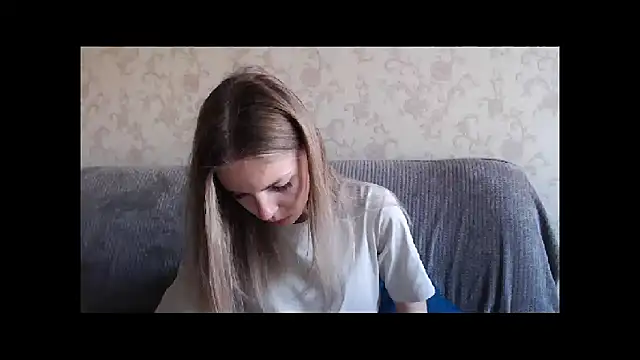 HitGyrl online show from September 20, 1:21 am