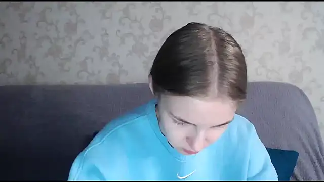 HitGyrl online show from November 7, 8:08 am