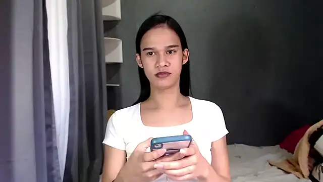 urseductivebarbie xx online show from October 9, 7:20 am
