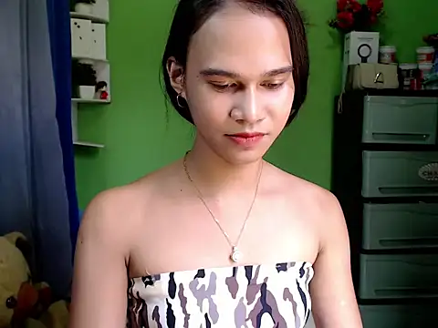 urseductivebarbie xx online show from March 27, 4:54 am