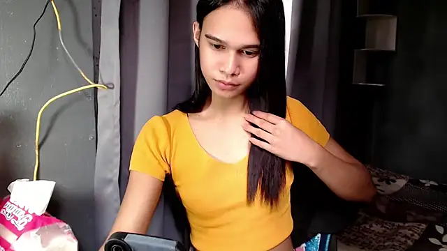 urseductivebarbie xx online show from September 26, 5:14 am
