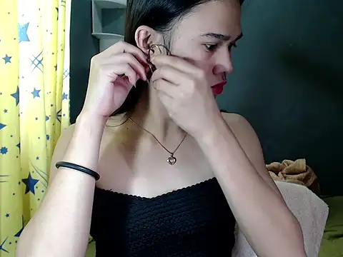 urseductivebarbie xx online show from November 13, 5:11 am