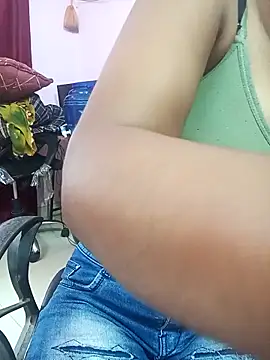 BILLO-RANI67 online show from September 18, 4:26 am