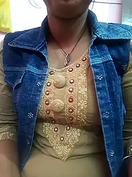 Snapshot of BILLO-RANI67 chatting on October 29, 4:11 am BILLO-RANI67 online show from October 29, 4:11 am