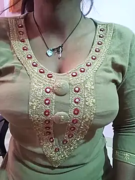 Snapshot of BILLO-RANI67 chatting on November 7, 4:17 am BILLO-RANI67 online show from November 7, 4:17 am