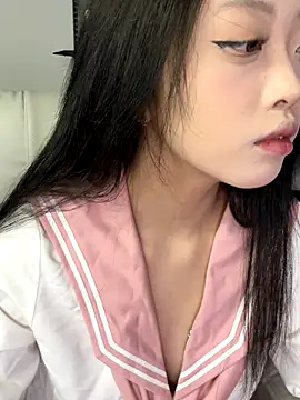 tuzi5201314 online show from December 4, 3:00 pm