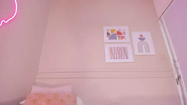  wendy x online show from March 31, 11:45 am