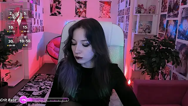 Snapshot of LiliLuna chatting on October 28, 3:22 pm LiliLuna online show from October 28, 3:22 pm