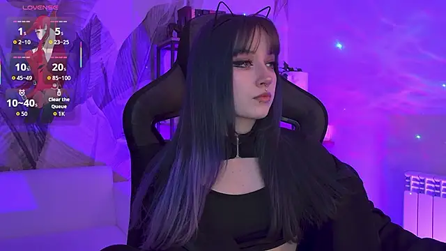 LiliLuna online show from February 11, 3:23 pm