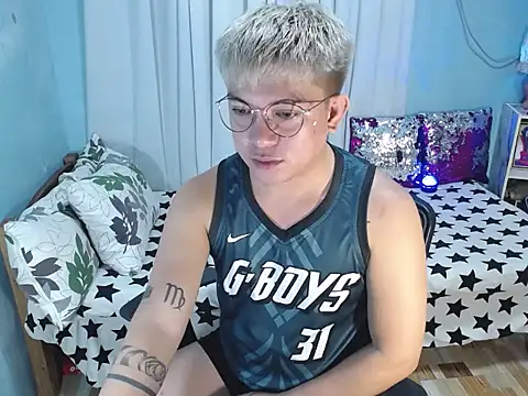 Fuckboii intown online show from November 11, 10:54 am