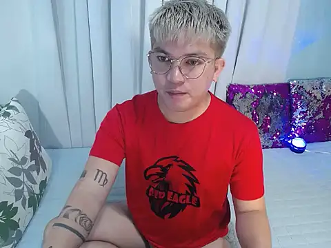 Fuckboii intown online show from November 13, 12:42 pm