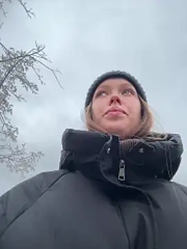 ElliRose online show from October 29, 5:28 am