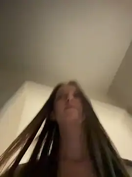 ElliRose online show from February 13, 2:39 pm