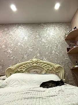 ElliRose online show from October 27, 5:41 am