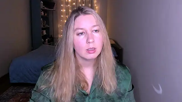 NancySanders online show from April 10, 7:10 pm