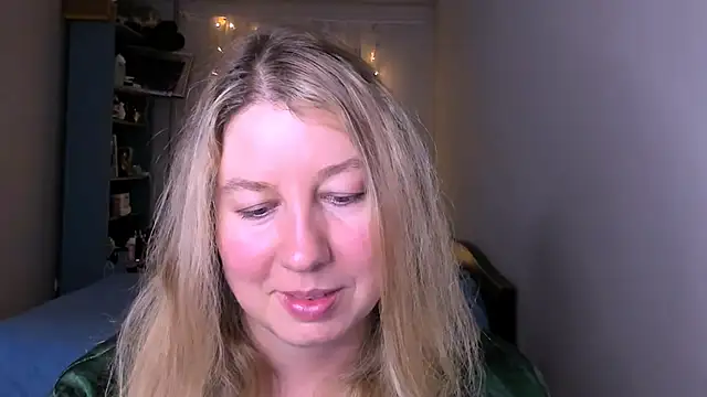 NancySanders online show from April 13, 6:12 pm