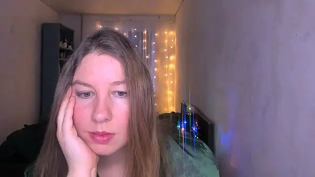 Snapshot of NancySanders chatting on December 22, 6:02 am NancySanders online show from December 22, 6:02 am