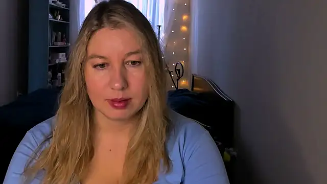 NancySanders online show from March 9, 9:24 am