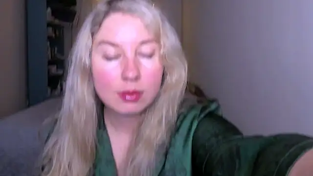 NancySanders online show from May 16, 7:35 pm