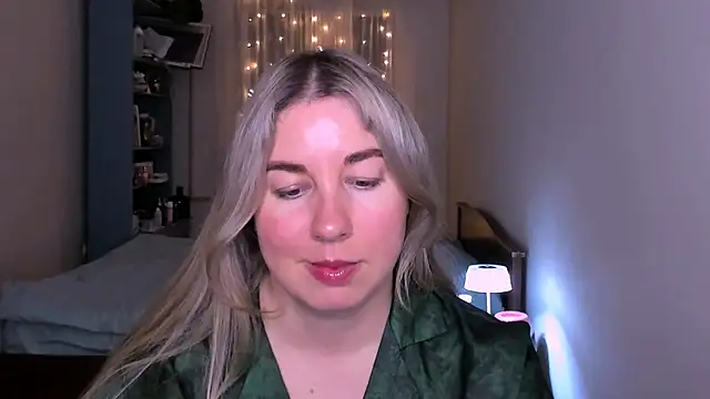 NancySanders online show from May 22, 6:39 pm