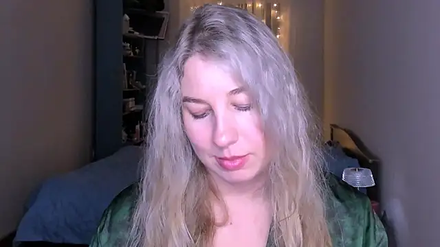NancySanders online show from May 1, 7:19 pm