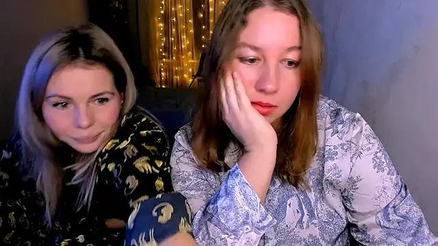 NancySanders online show from December 5, 4:49 pm