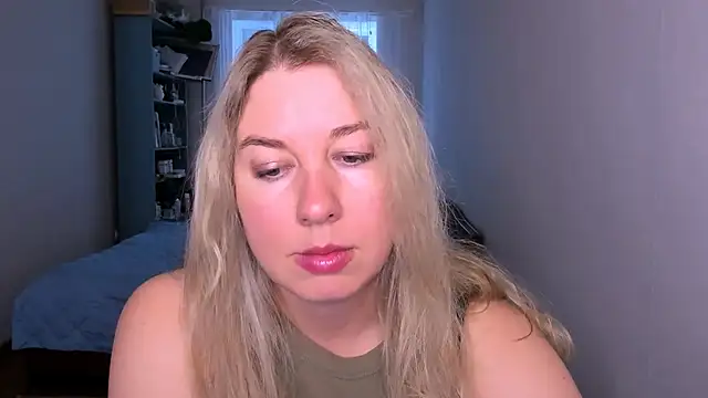 Snapshot of NancySanders chatting on June 7, 6:40 am NancySanders online show from June 7, 6:40 am
