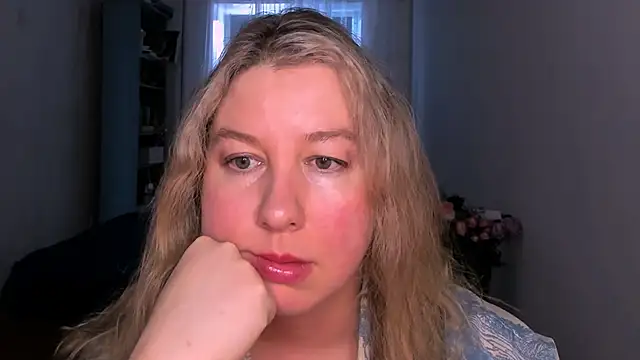 Snapshot of NancySanders chatting on March 3, 7:04 am NancySanders online show from March 3, 7:04 am