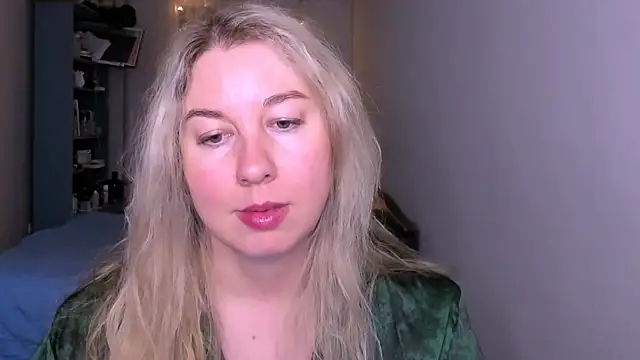 Snapshot of NancySanders chatting on June 7, 8:14 pm NancySanders online show from June 7, 8:14 pm