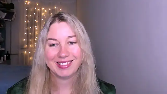 NancySanders online show from May 28, 6:47 pm