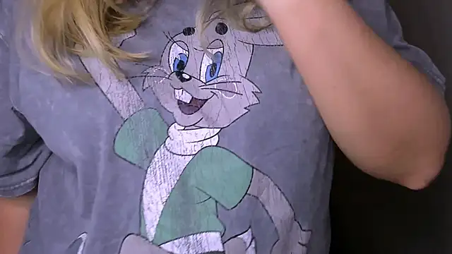 NancySanders online show from April 18, 9:22 am