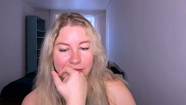 Snapshot of NancySanders chatting on July 5, 7:59 am NancySanders online show from July 5, 7:59 am