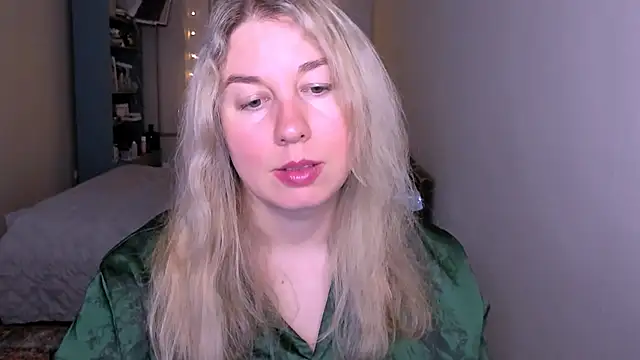 NancySanders online show from May 31, 7:25 pm