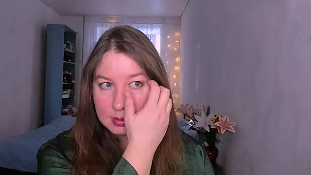 Snapshot of NancySanders chatting on February 6, 6:09 am NancySanders online show from February 6, 6:09 am