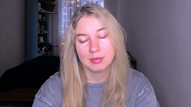 NancySanders online show from April 24, 6:15 am