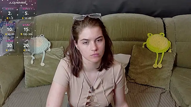 ElzaBlis online show from April 5, 4:02 pm