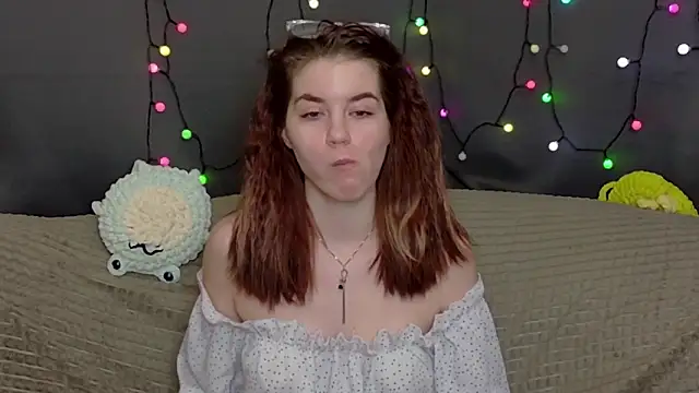 ElzaBlis online show from December 14, 2:00 pm