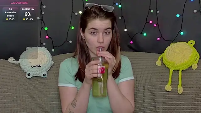 ElzaBlis online show from January 8, 5:19 pm