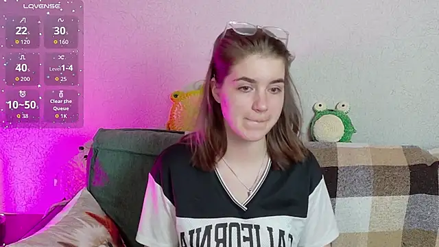 ElzaBlis online show from May 8, 3:05 pm