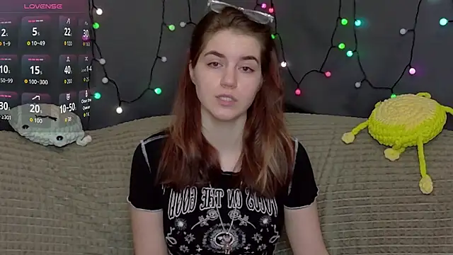 ElzaBlis online show from January 7, 3:06 pm