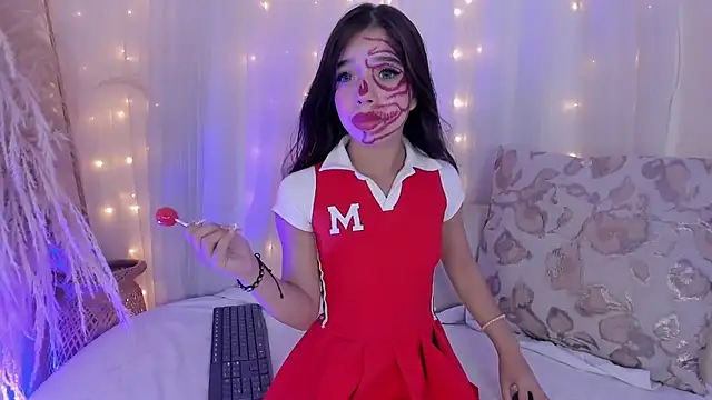 arianna cox   online show from October 31, 9:22 pm