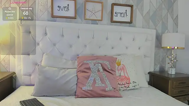 arianna cox   online show from October 10, 7:58 pm