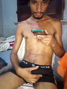 Snapshot of mayevviaqui chatting on February 22, 11:45 am mayevviaqui online show from February 22, 11:45 am