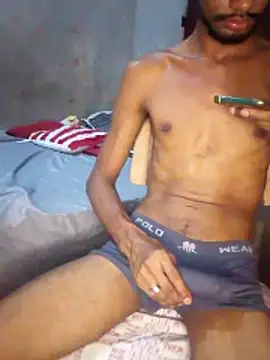 Snapshot of mayevviaqui chatting on February 15, 10:41 pm mayevviaqui online show from February 15, 10:41 pm