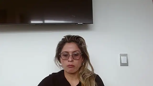 linda-mature43 online show from November 6, 5:39 pm