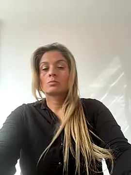 linda-mature43 online show from October 27, 7:59 pm